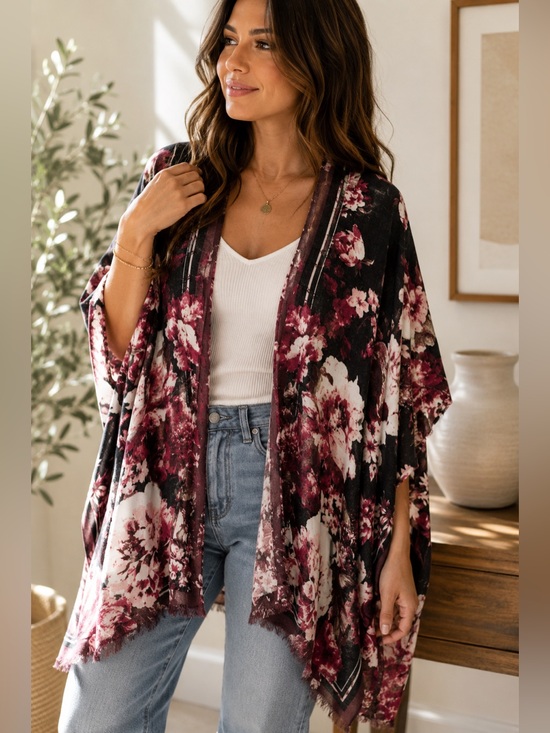 Vince Camuto Accessories - NWT Vince Camuto Oversized Floral Kimono Wrap – Soft Lightweight Ruana OS